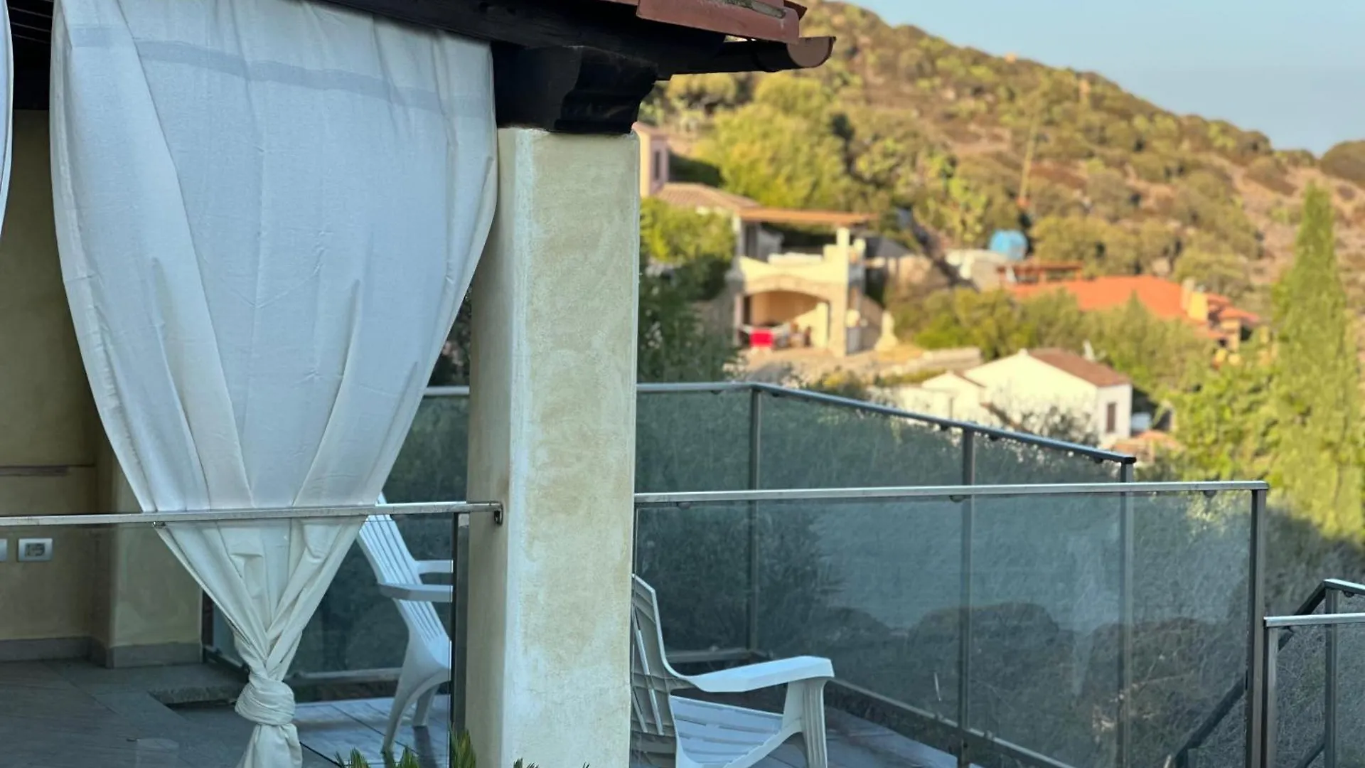 La mimosa sul mare Villa Villasimius